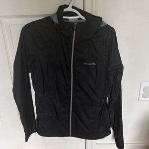 Columbia Women's Black Hooded Lightweight Windbreaker
